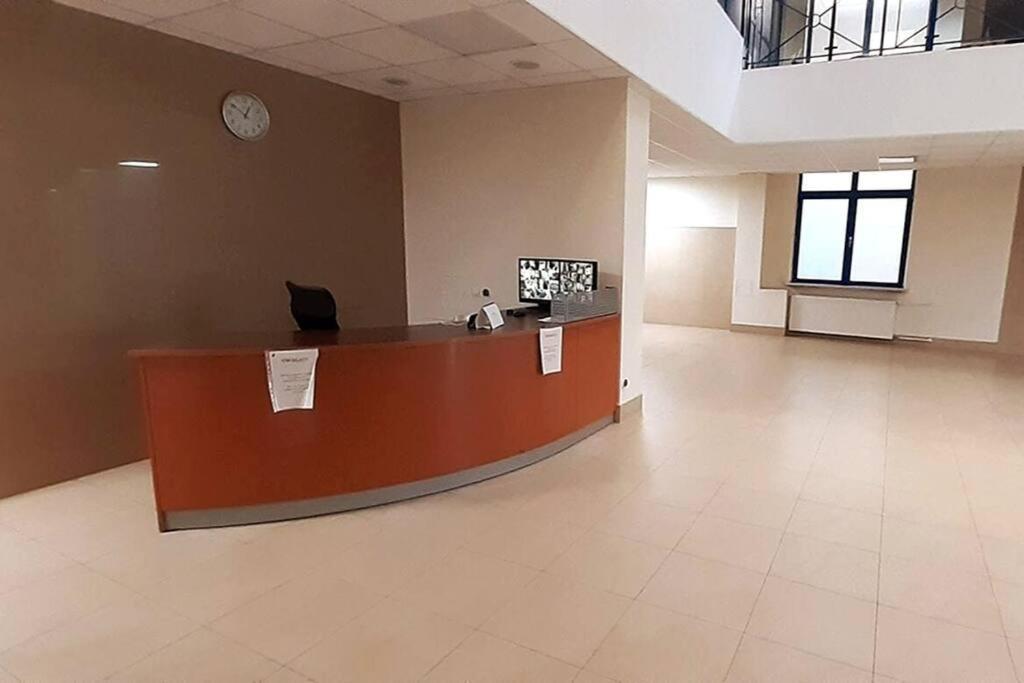 Rondo Onz Metro, Krochmalna 32A Street Warszawa Zewnętrze zdjęcie